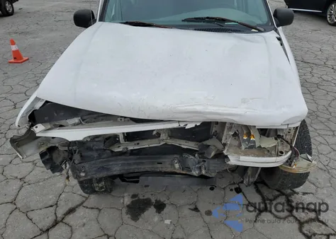 1999 Ford Explorer z USA, uszkodzony, nr VIN 1FMZU34X4XUC07140